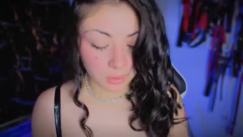 Snapshot of guxplo chatting on March 21, 3:48 pm Antonella online show from March 21, 3:48 pm