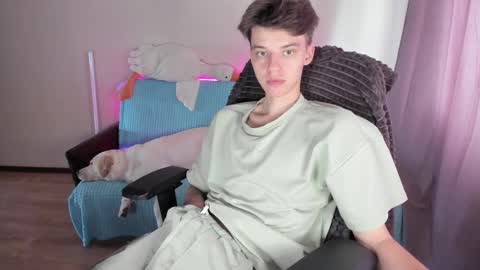 Snapshot of guy_liam1 chatting on September 26, 8:40 am guy_liam1 online show from September 26, 8:40 am