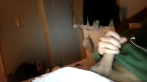 guyguy2424420234 online show from September 20, 8:04 am