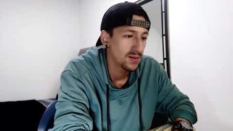 karim online show from December 30, 5:37 am