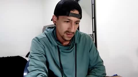 karim online show from January 25, 11:44 am