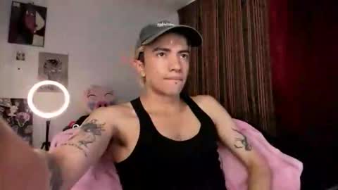 guynextdoor__ online show from September 18, 7:49 pm