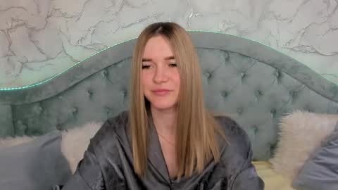 gwensmitt online show from June 2, 10:34 pm