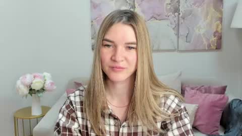 gwensmitt online show from June 11, 10:19 pm