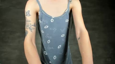 Snapshot of gwhen_ chatting on July 24, 9:35 pm gwhen_ online show from July 24, 9:35 pm