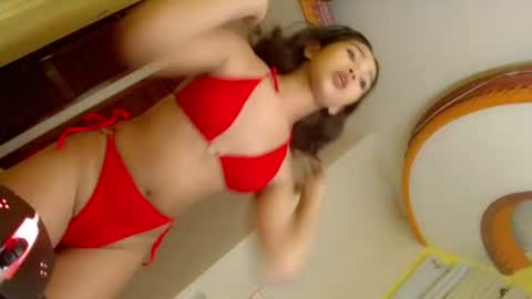 gwyneth_licious online show from July 8, 1:04 pm