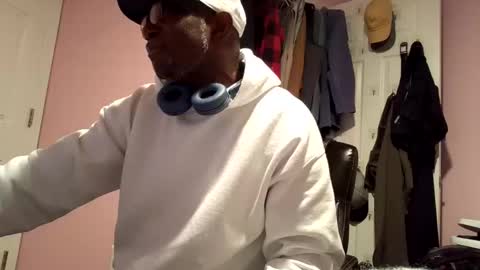 Snapshot of gyesaw1970 chatting on November 28, 7:00 am gyesaw1970 online show from November 28, 7:00 am