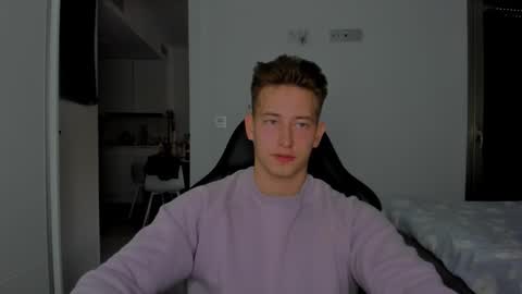 Oliver online show from March 10, 4:01 pm