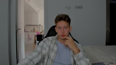 Oliver online show from March 13, 3:29 pm