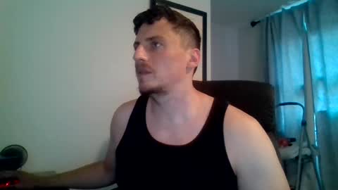 Snapshot of gymbro1986 chatting on July 28, 4:39 pm gymbro1986 online show from July 28, 4:39 pm