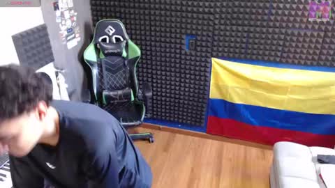 Gymbro42 online show from July 24, 9:35 pm