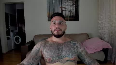 Snapshot of gymdominus chatting on June 28, 8:09 am gymdominus online show from June 28, 8:09 am