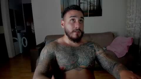 Snapshot of gymdominus chatting on July 4, 6:58 pm gymdominus online show from July 4, 6:58 pm