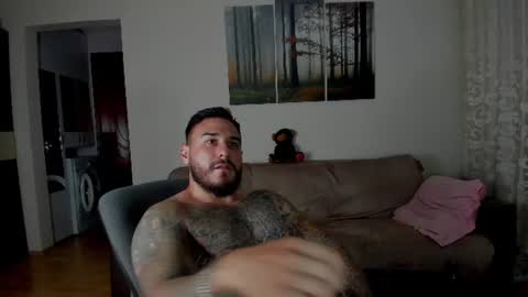 Snapshot of gymdominus chatting on July 8, 9:30 pm gymdominus online show from July 8, 9:30 pm