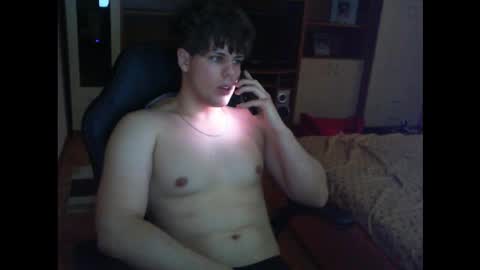 gymguy0505 online show from December 15, 10:08 am