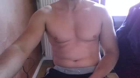 gymxxx_ online show from April 5, 11:29 am