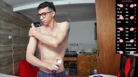 Snapshot of gyo_____ chatting on September 29, 12:10 pm gyo online show from September 29, 12:10 pm