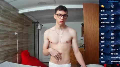 Snapshot of gyo_____ chatting on October 7, 12:24 pm gyo online show from October 7, 12:24 pm