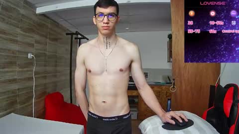 Snapshot of gyo_____ chatting on October 20, 12:27 pm gyo online show from October 20, 12:27 pm