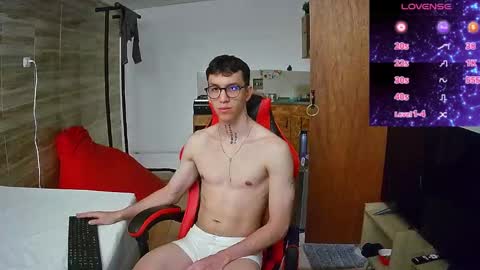 Snapshot of gyo_____ chatting on October 23, 11:53 am gyo online show from October 23, 11:53 am