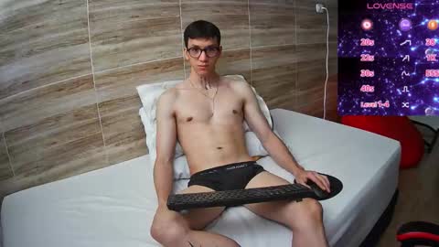 Snapshot of gyo_____ chatting on October 30, 12:28 pm gyo online show from October 30, 12:28 pm