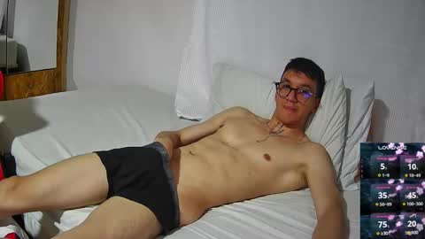 Snapshot of gyo_____ chatting on November 25, 11:38 pm gyo online show from November 25, 11:38 pm