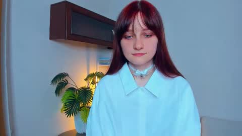 Snapshot of h0lyangel chatting on September 13, 6:51 pm Kelly Lilly online show from September 13, 6:51 pm