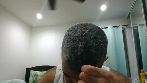 h0nest84 online show from September 23, 6:16 am