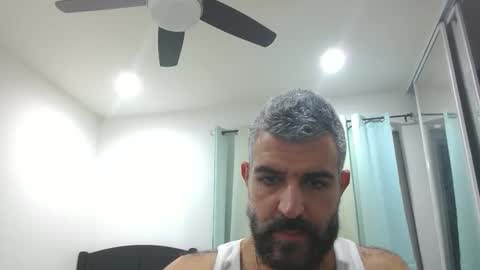 h0nest84 online show from October 25, 5:26 am