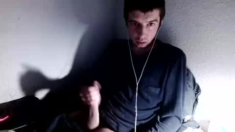 Snapshot of h1dden_reality chatting on December 1, 2:38 am h1dden_reality online show from December 1, 2:38 am