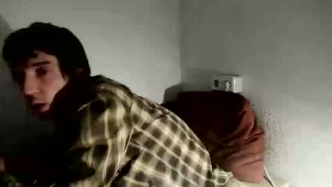 Snapshot of h1dden_reality chatting on March 2, 7:21 pm h1dden_reality online show from March 2, 7:21 pm