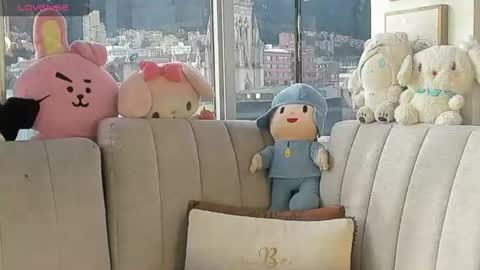 Hello Kitty online show from June 13, 12:03 pm