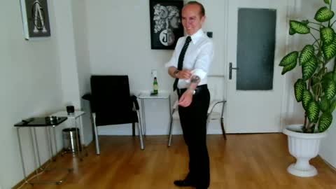 Snapshot of h_blackwood chatting on June 7, 6:00 pm H. Blackwood online show from June 7, 6:00 pm