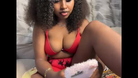 Snapshot of h_o_t_goddess chatting on March 8, 6:39 am h_o_t_goddess online show from March 8, 6:39 am