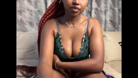 Snapshot of h_o_t_goddess chatting on April 2, 4:10 am h_o_t_goddess online show from April 2, 4:10 am