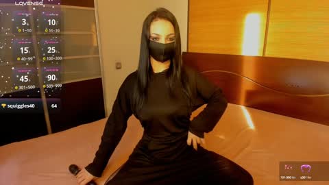 Linda online show from December 19, 4:23 am