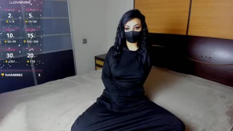 Linda online show from December 29, 11:29 am