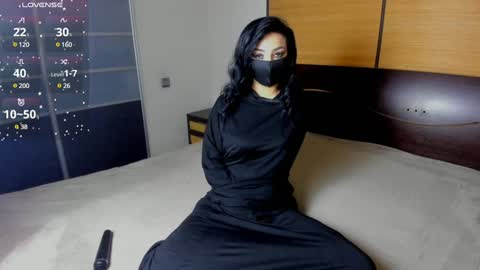 Linda online show from December 30, 2:31 am