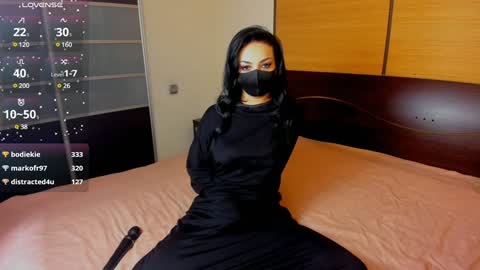 Linda online show from December 31, 6:16 am