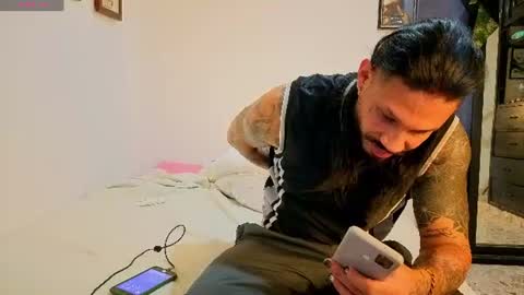 hache_222 online show from July 29, 2:04 pm