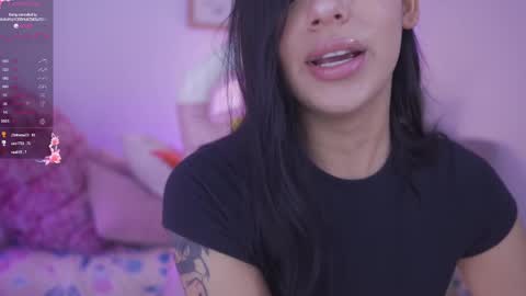 Snapshot of hade_collinss chatting on January 16, 8:36 pm Hade online show from January 16, 8:36 pm
