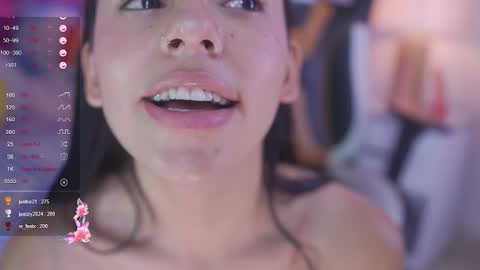 Snapshot of hade_collinss chatting on January 17, 11:40 pm Hade online show from January 17, 11:40 pm