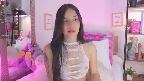 Snapshot of hade_collinss chatting on March 17, 8:12 pm Hade online show from March 17, 8:12 pm