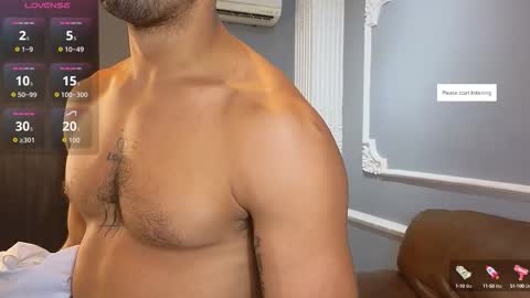 Snapshot of hadez_69 chatting on October 7, 2:03 pm HADEZ online show from October 7, 2:03 pm