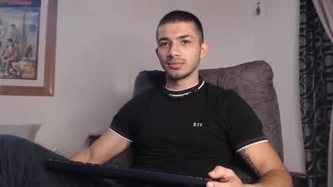 Snapshot of hadez_69 chatting on October 17, 10:51 am HADEZ online show from October 17, 10:51 am