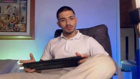 Snapshot of hadez_69 chatting on November 5, 11:32 am HADEZ online show from November 5, 11:32 am