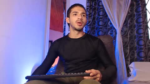 Snapshot of hadez_69 chatting on May 2, 10:48 pm HADEZ online show from May 2, 10:48 pm