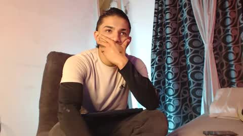 Snapshot of hadez_69 chatting on May 9, 5:12 am HADEZ online show from May 9, 5:12 am