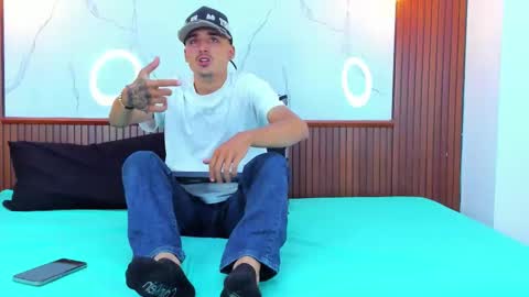 Hadrian Torres online show from March 19, 12:42 pm