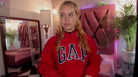 Haely online show from December 28, 2:32 pm